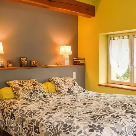 3 Bedroom Gorgeous In * Gondrin